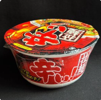 Японская лапша Sunaoshi по-корейски с бульоном из морепродуктов и соевого соуса