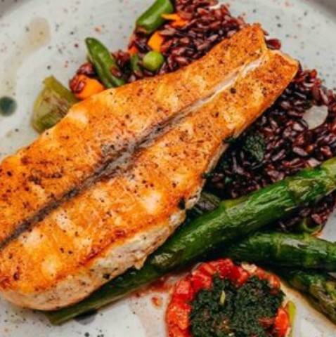 Стейк из лосося