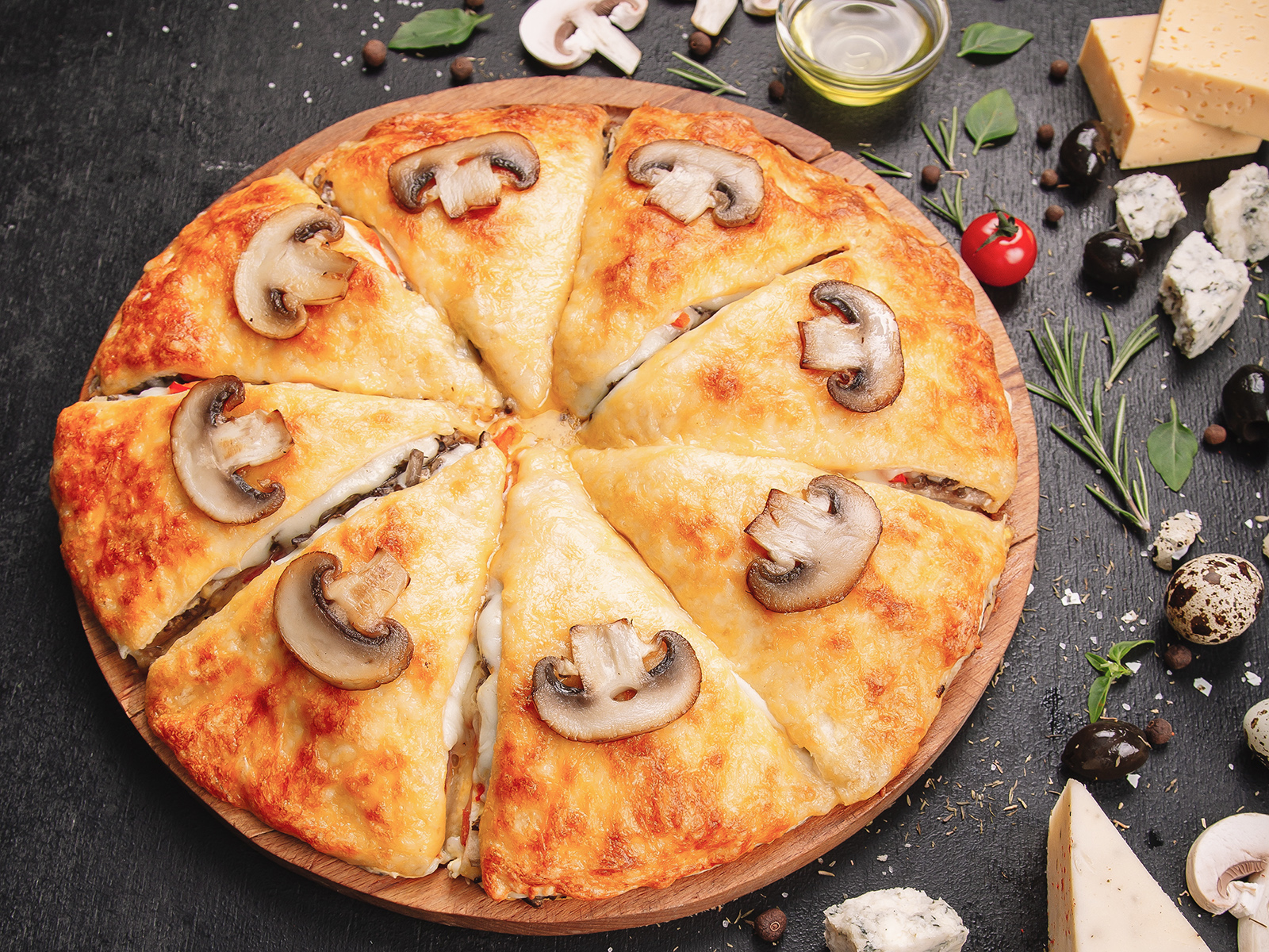 Четырехэтажная пицца "Охотничья"