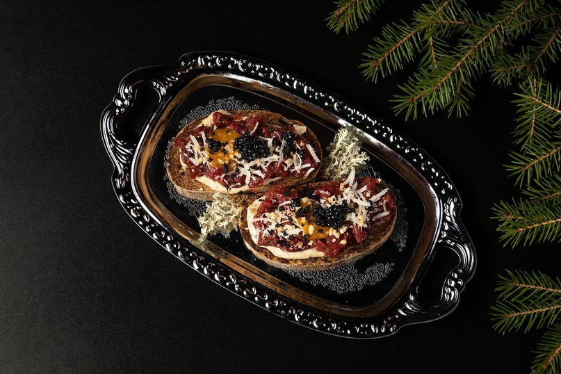 Тар-тар из оленины с трюфельной гренкой