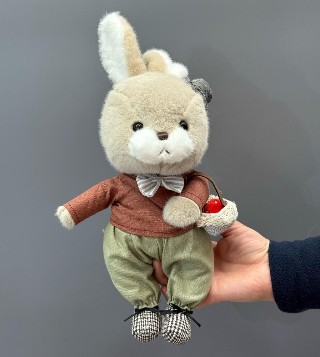 Зайка с корзинкой