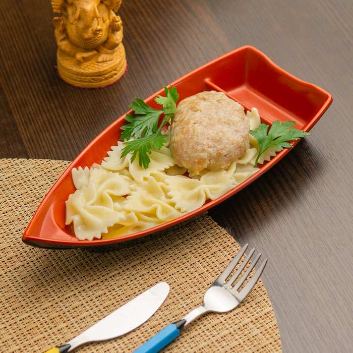 Куриные котлетки на пару с макарошками