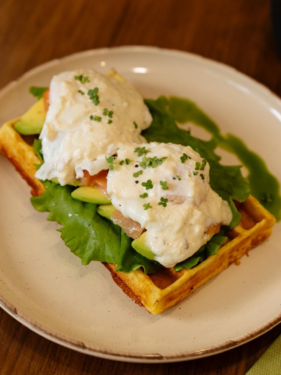 Венские вафли с лососем 