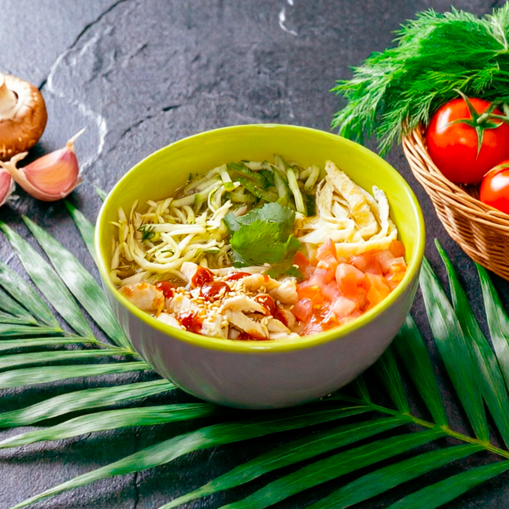 Холодный корейский суп Кукси