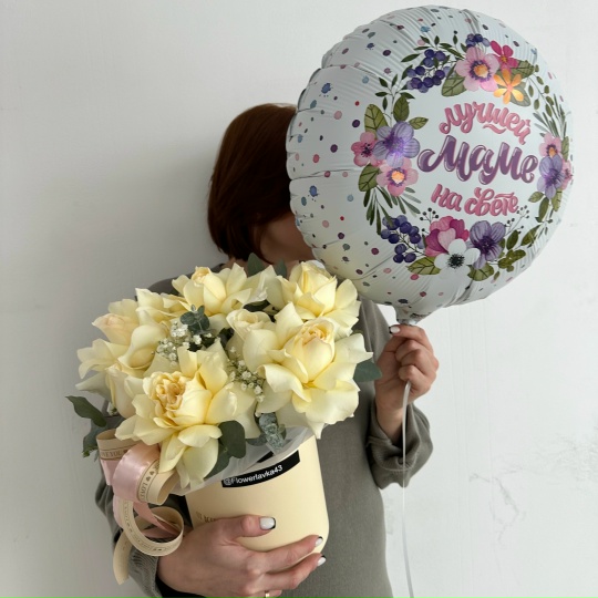 Французские розы в коробке