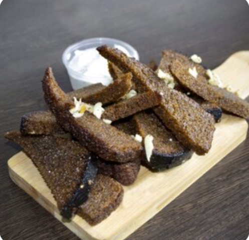 Чесночные гренки с соусом тартар