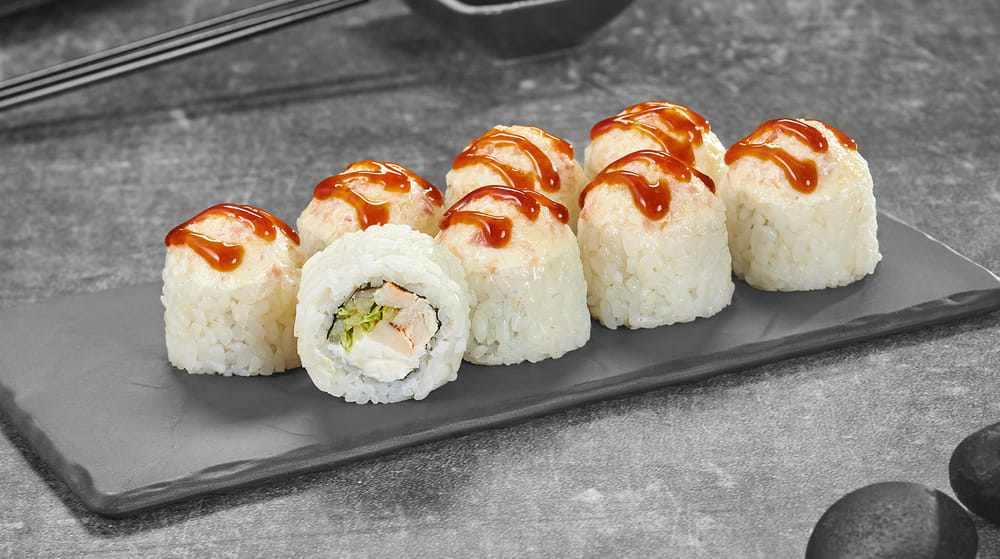 Ролл Нежный с курицей под беконом