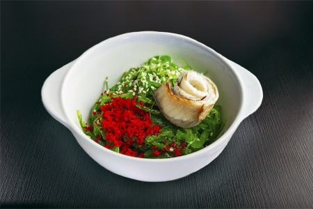 Салат чука с угрем