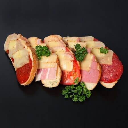 Гренки с пепперони