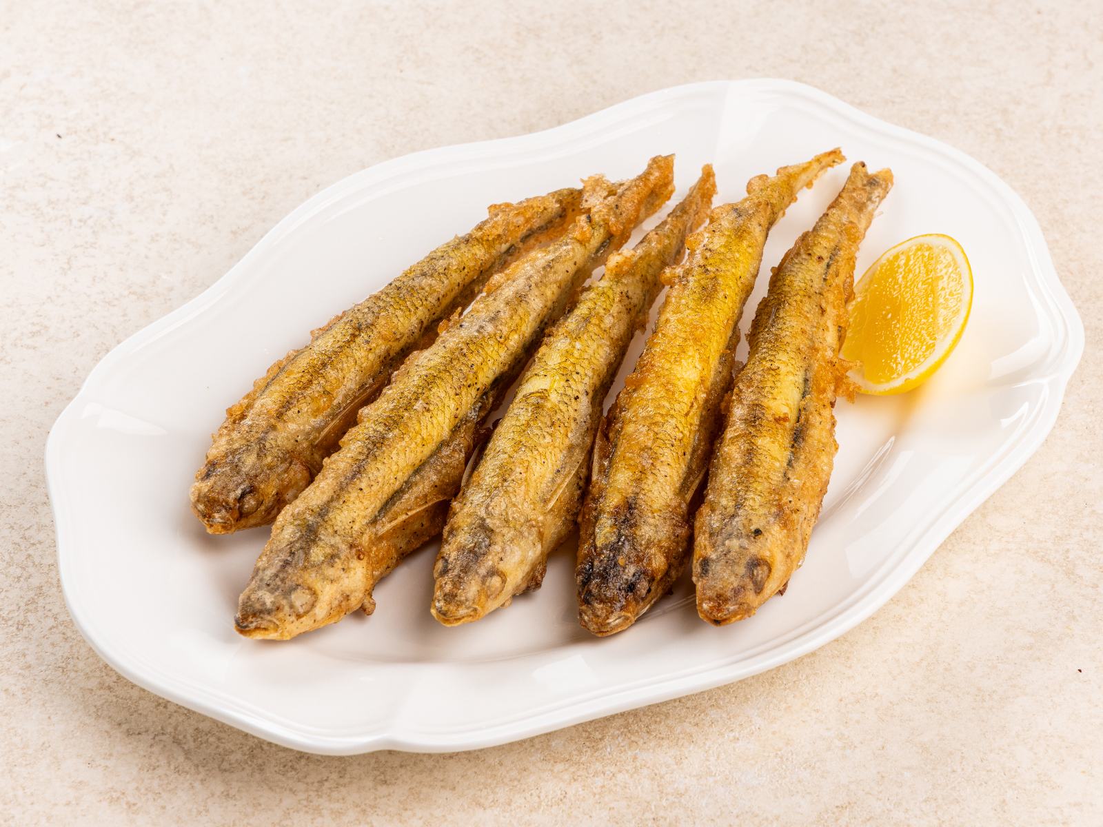 Хрустящая жареная корюшка