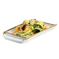 Теплый салат с курицей и баклажаном