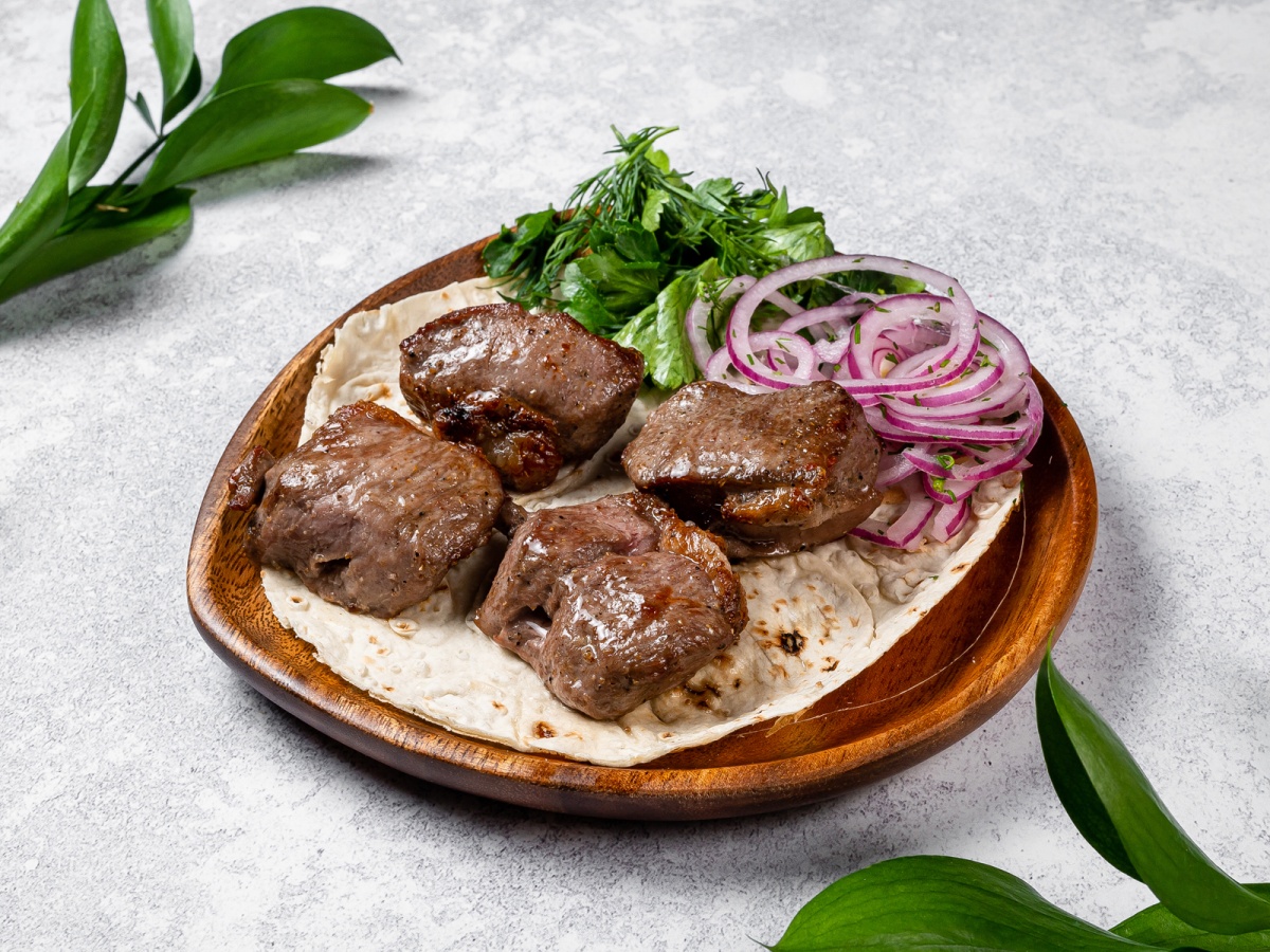 Шашлык из седла ягненка