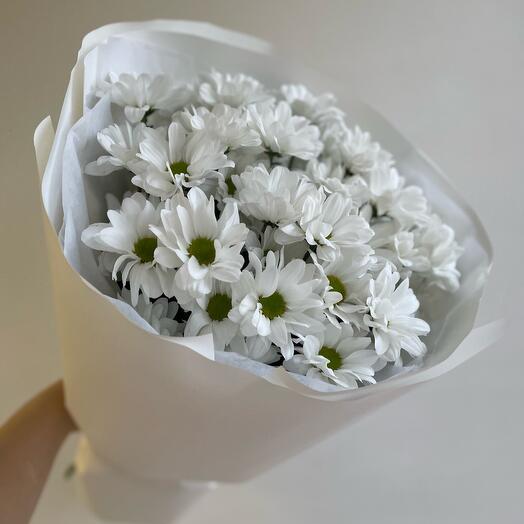 Моно-букет из ромашковой хризантемы