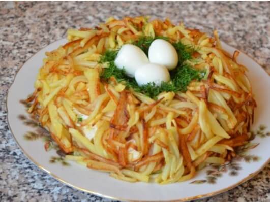 Салат «Гнездо глухаря»