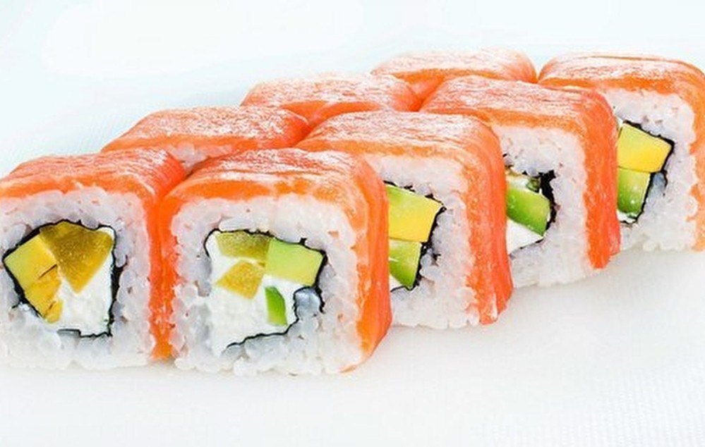 Ролл Филадельфия с такуаном