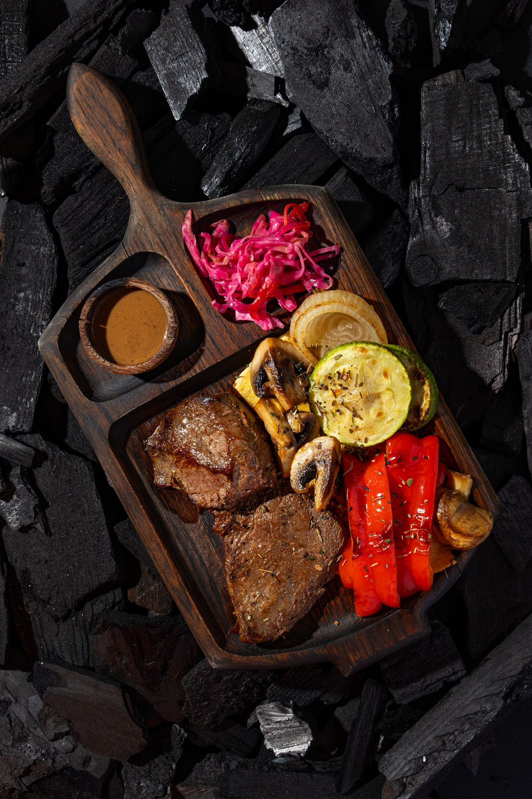 Медальоны из говядины