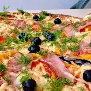 Курица бекон