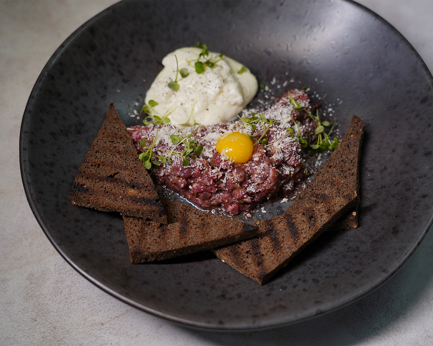 Тартар из мраморной говядины