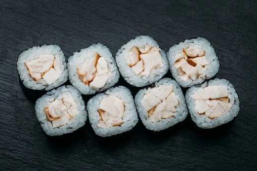 Ролл с курицей