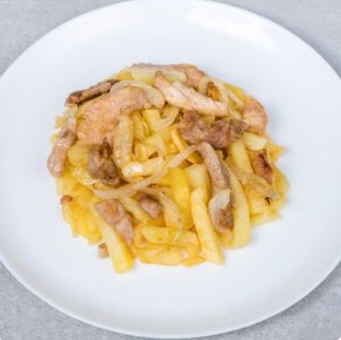 Картофель жареный с мясом