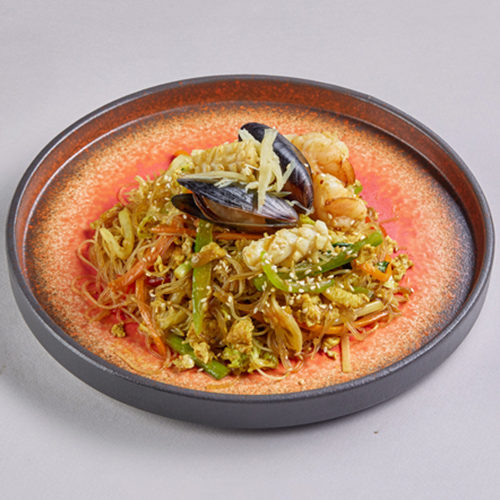 Харусаме с карри и морепродуктами