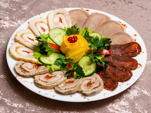 Ассорти мясное