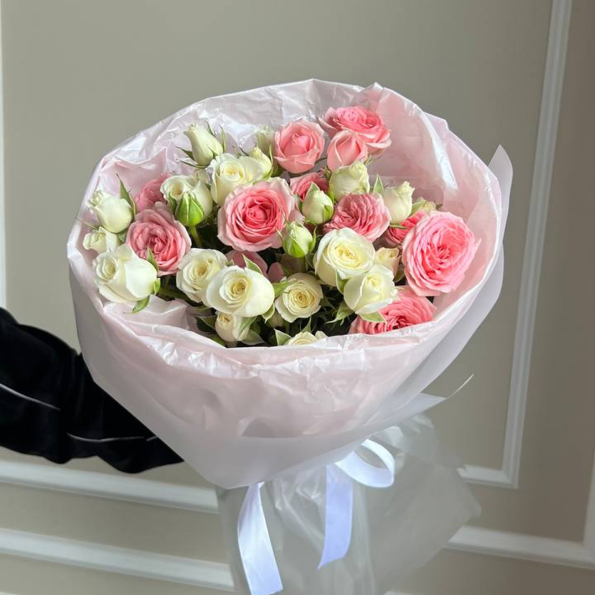 Моно букет из кустовых роз 35 (предзаказ)