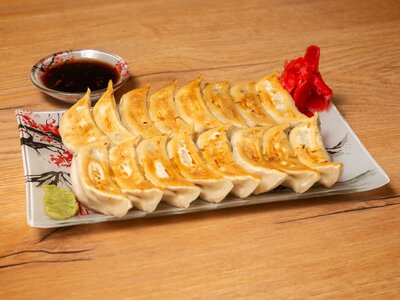 Гёдза с говядиной двойная порция