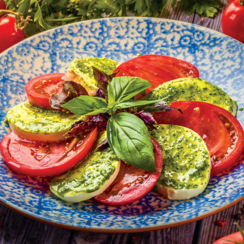 Моцарелла и томаты