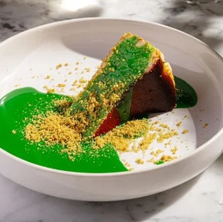 Баскский чизкейк с фисташкой