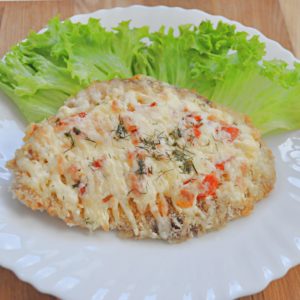 Мясо по-французски с помидором (курица)