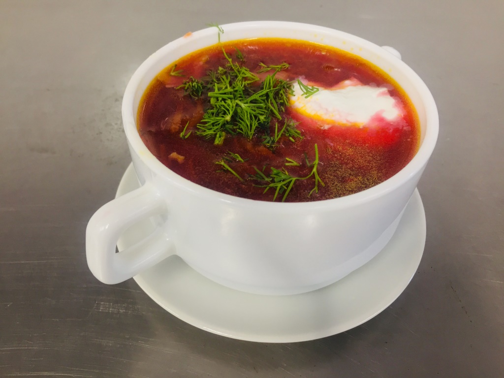 Борщ со сметаной