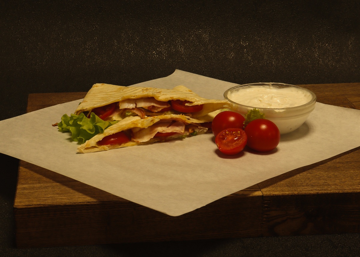 Кесадилья с Ветчиной