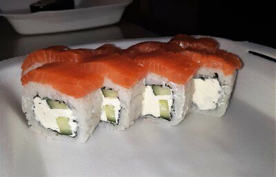 Ролл Филадельфия с огурцом