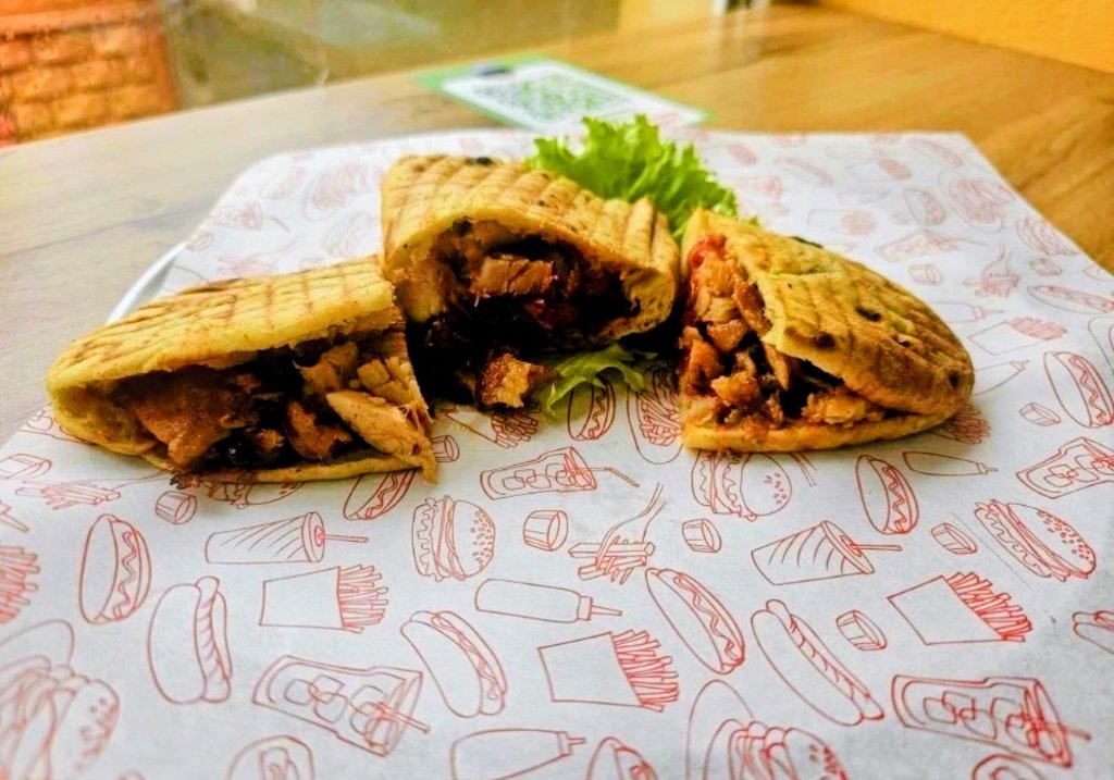 Пита по-итальянски курица