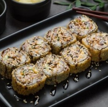 Ролл Сырный кальмар темпура