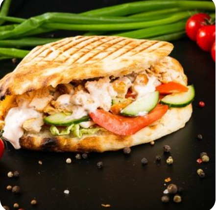 Шашлык из свиной шеи в пите