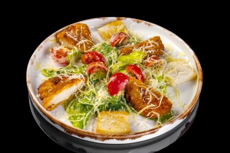 Цезарь с курицей