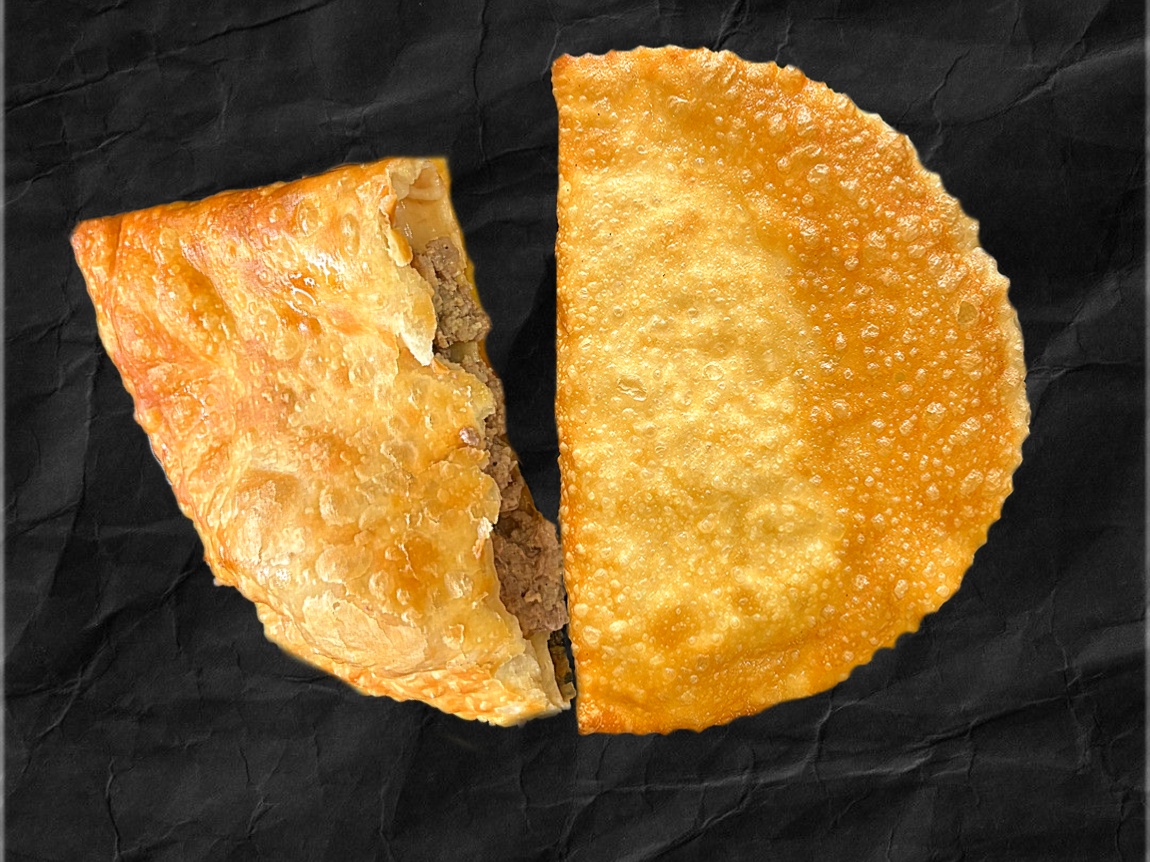 Чебурек с мраморной говядиной