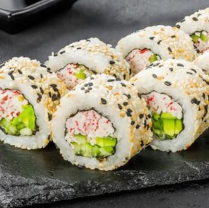 Калифорнийский крабовый микс с кунжутом