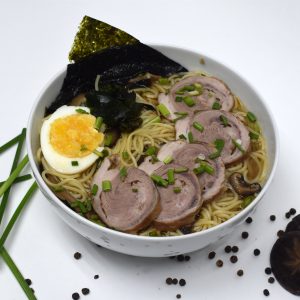 Рамен со свининой тясю