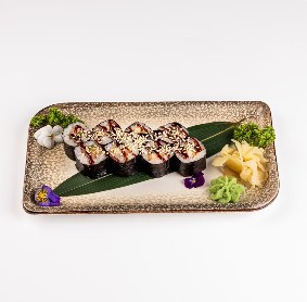 Ролл с угрем