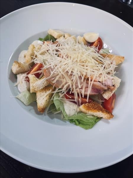 Любимый салат Генриетты с куриной грудкой