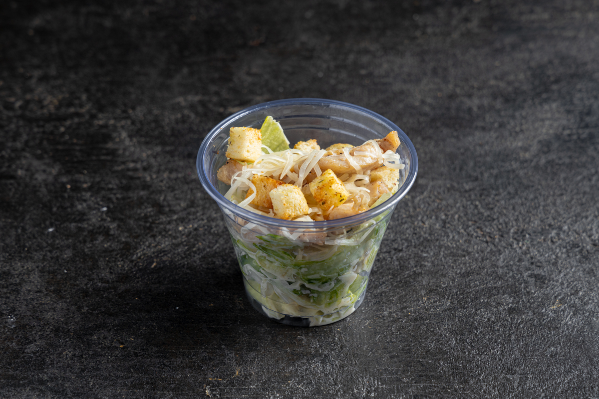 Цезарь с курицей