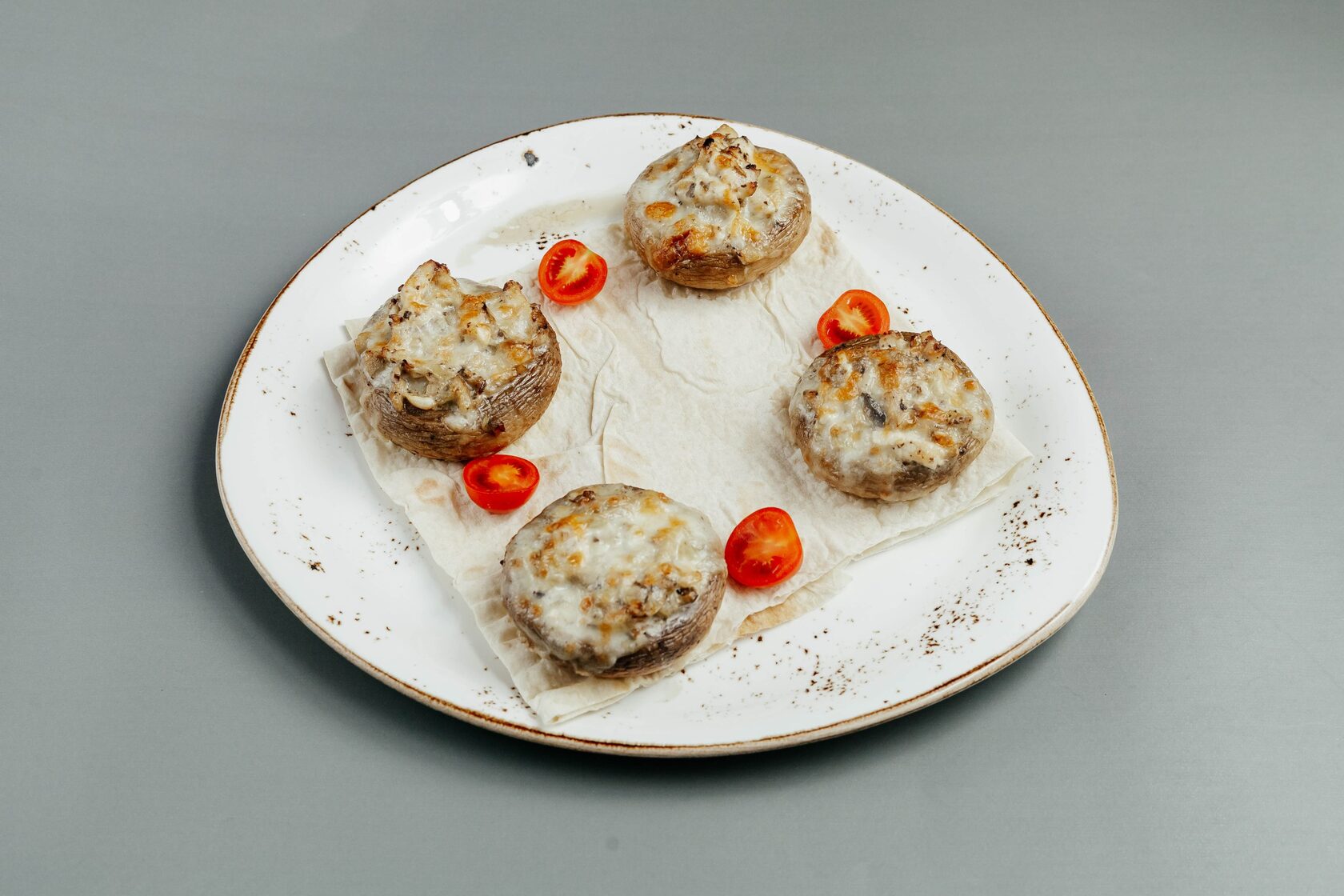 Шампиньоны запеченные под сыром