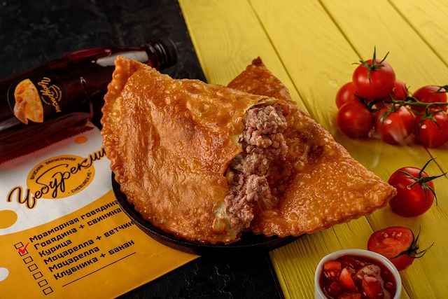 Чебурек с говядиной и свининой XL