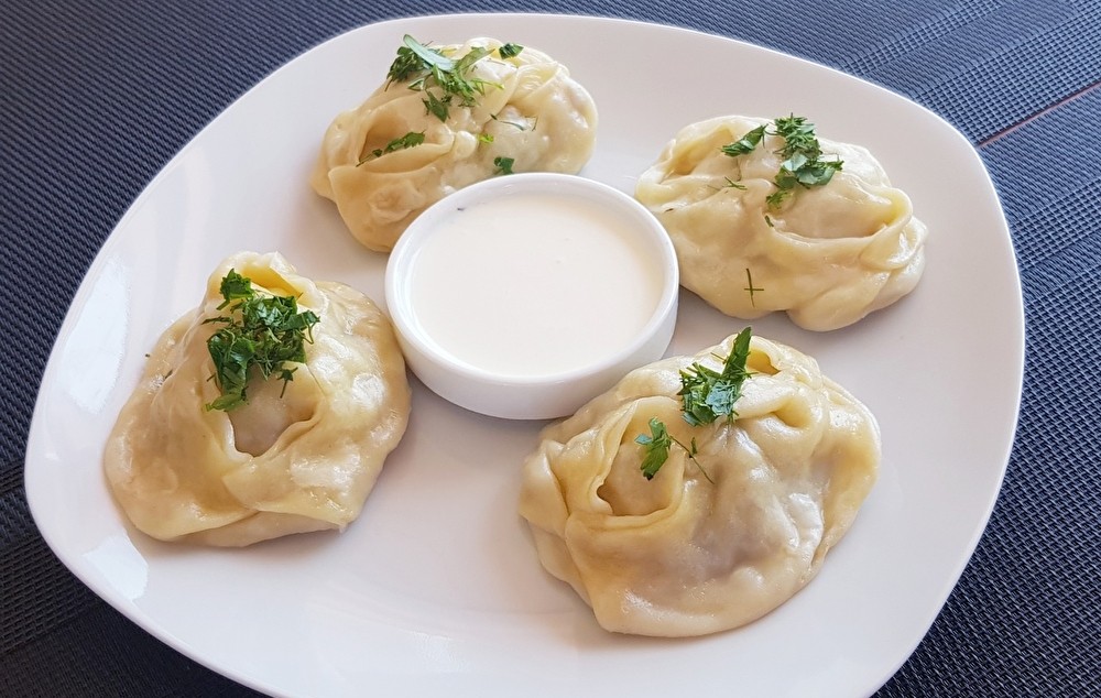 Манты восточные со свининой