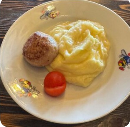 Куриная котлетка с картофельным пюре