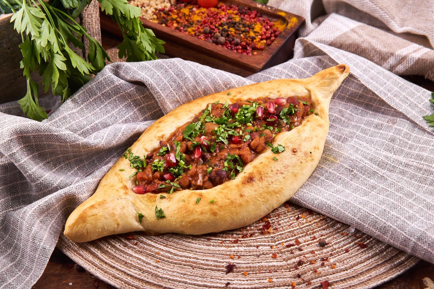 Пиде с телятиной