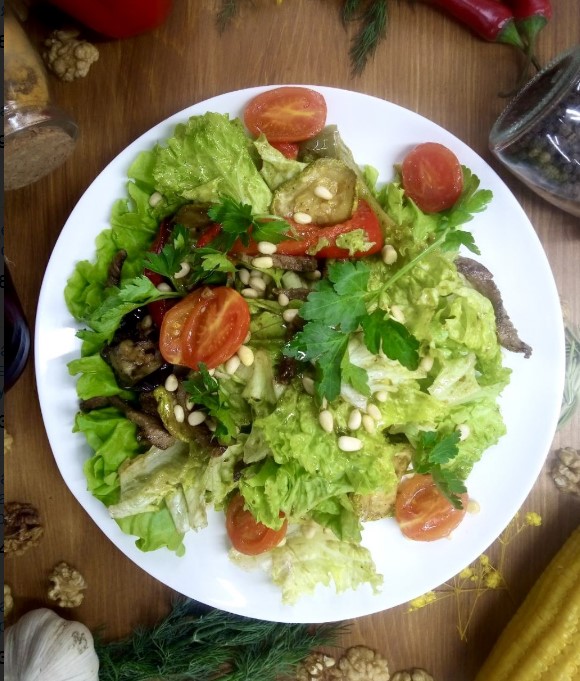 Салат "Кавказский с баклажаном и мясом"
